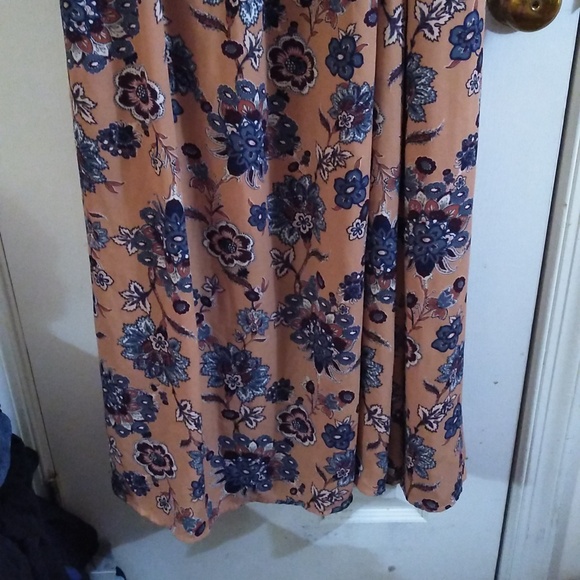 Espresso size 3x maxi dress. - Picture 3 of 9